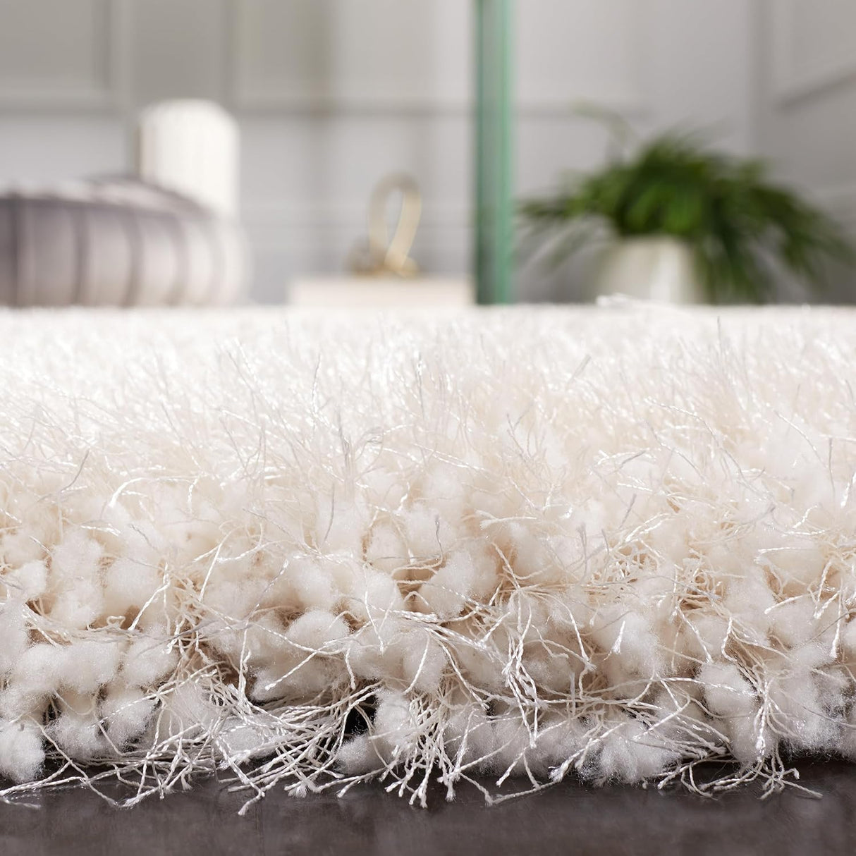 Alfombra de pelo largo SAFAVIEH 4' x 6' hecha a mano SGX160B