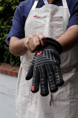 Termómetro inteligente MEATER con guantes resistentes al calor