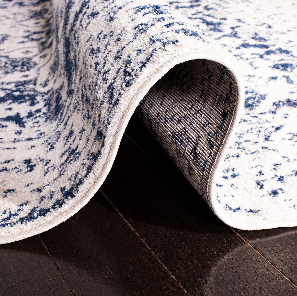 Alfombra de acento, diseño medallón nevado, modelo MAD603D