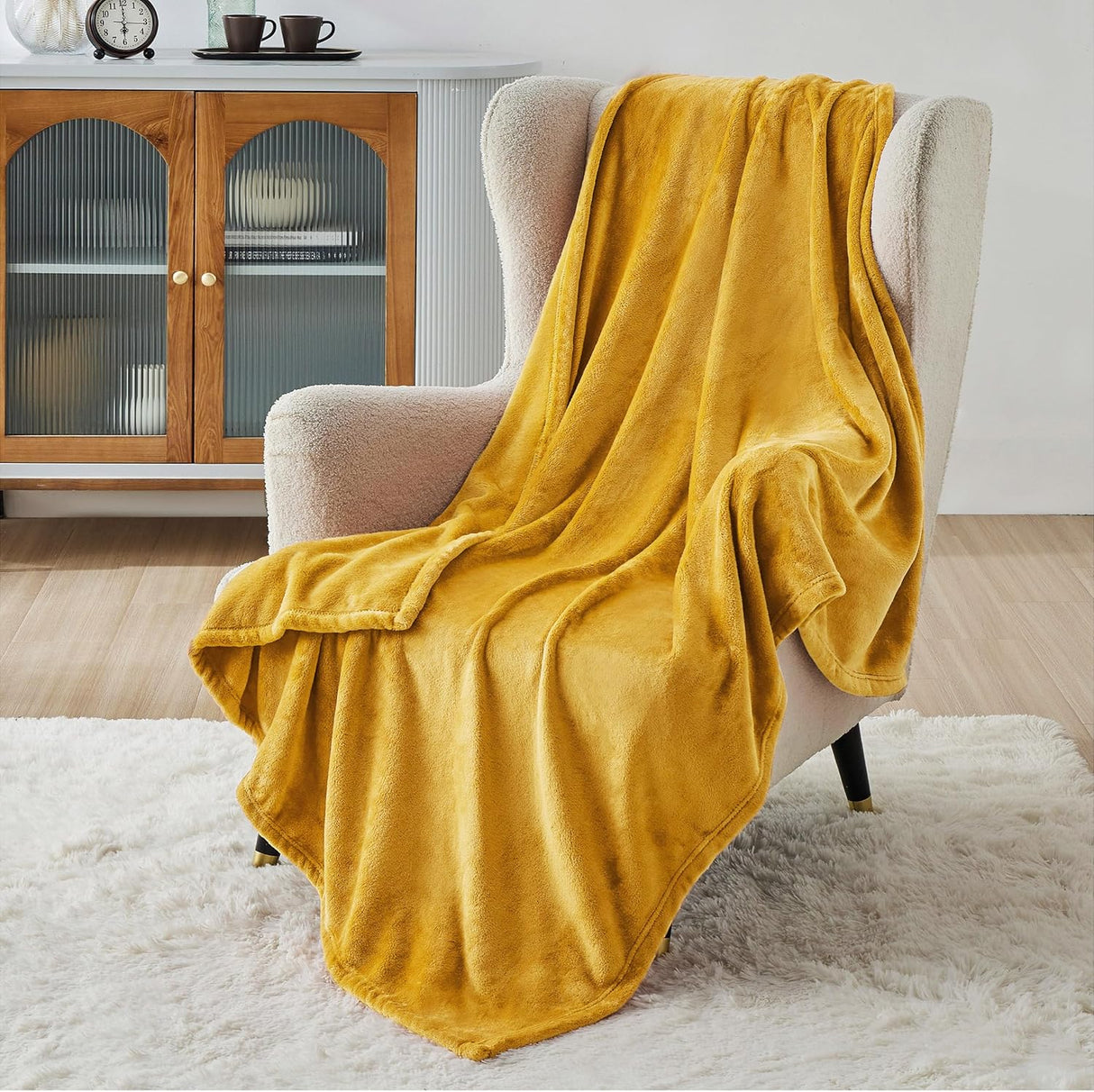 Manta de Fleece Bedsure - Ligera, Suave y Acogedora - Modelo 2023