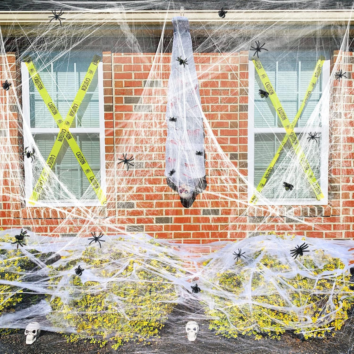 Adorno de 1400 pies2 de telarañas con 150 arañas de imitación, decoración interior y exterior muy elástica para Halloween