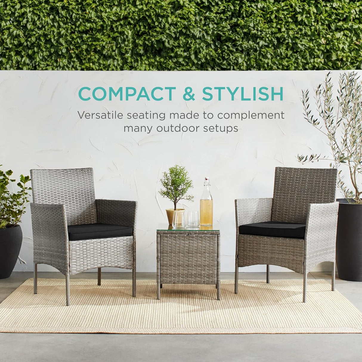 Best Choice Products Juego de 3 piezas de mimbre para exteriores, muebles de patio que ahorran espacio para patio, jardín con 2 sillas, 2 cojines, mesa de almacenamiento lateral, gris/negro