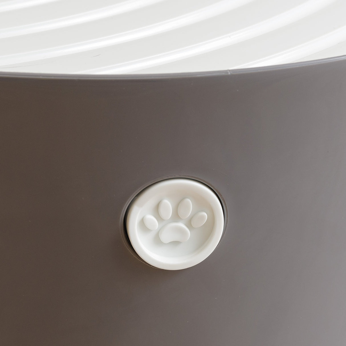 Caja de arena para gatos con entrada superior IRIS