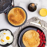 Wafflera Uncanny Brands Pikachu - Haz Waffles Divertidos
