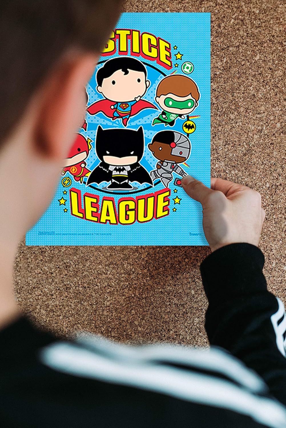 Arte de Pared DC Comics Chibi – Incluye Marcapáginas Coleccionable