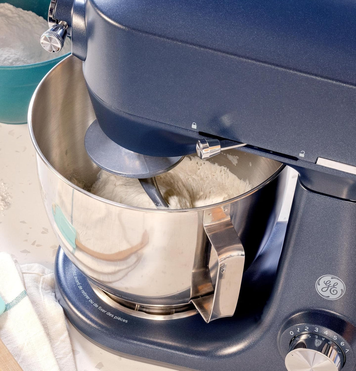 Batidora de Pie GE | 7 Velocidades, 350W, 5.3Qt | Modelo Tilt-Head