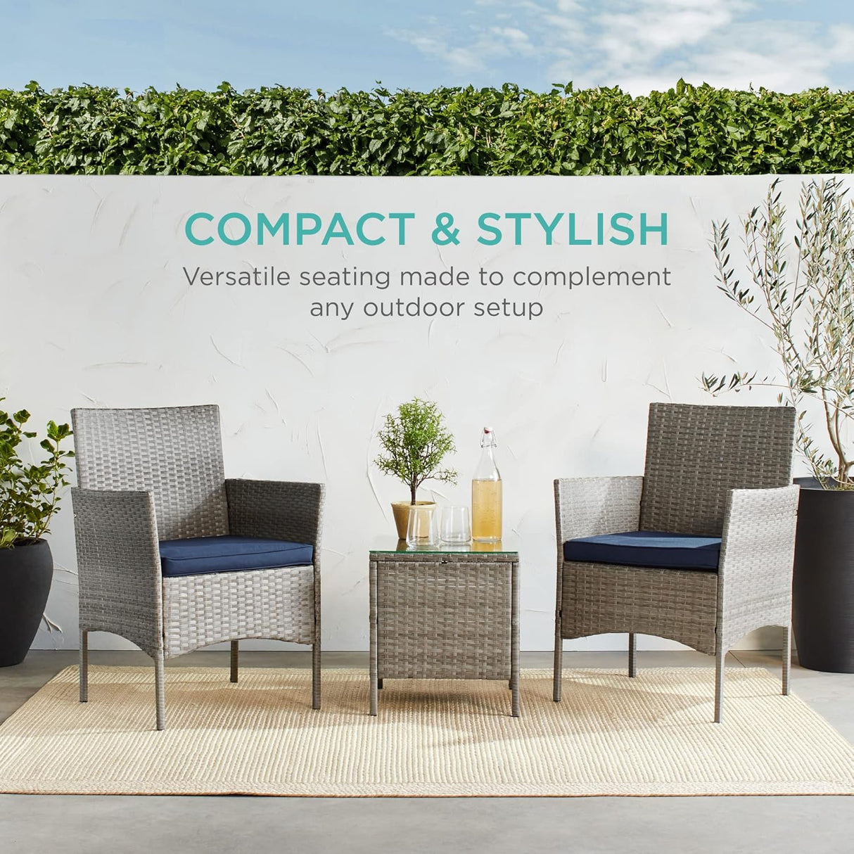 Best Choice Products Juego de 3 piezas de mimbre para exteriores, muebles de patio que ahorran espacio para patio, jardín con 2 sillas, 2 cojines, mesa de almacenamiento lateral, gris/azul marino