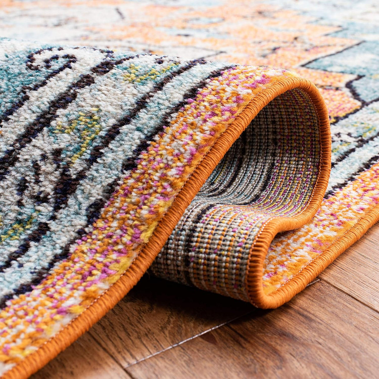 Alfombra Área SAFAVIEH Madison, Diseño Medallón Distressed, MAD473P