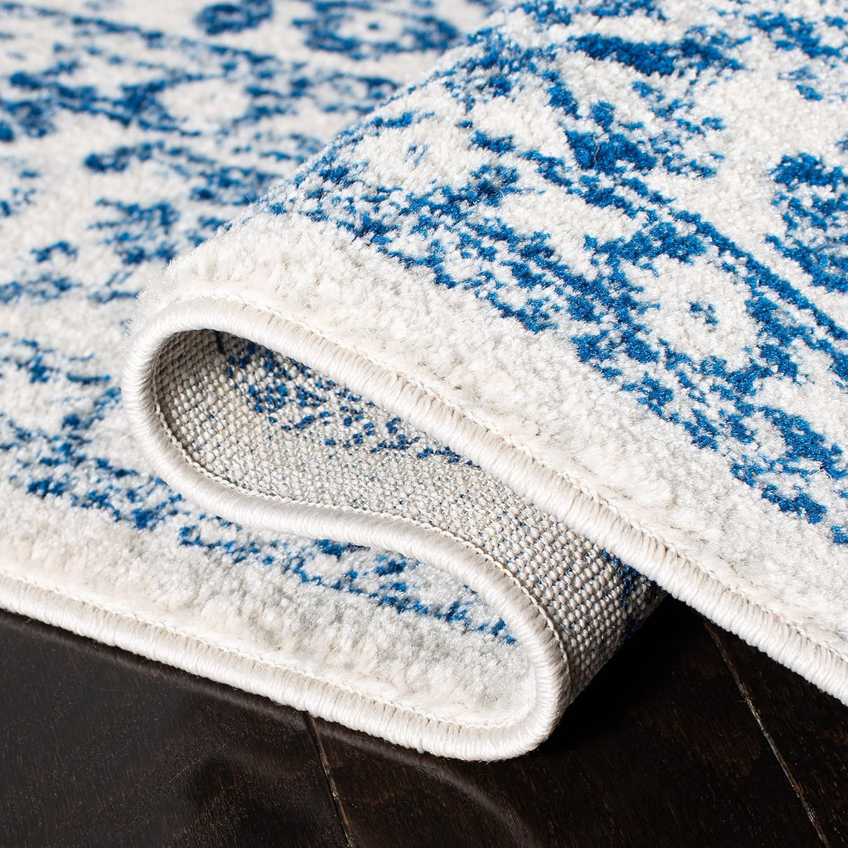Alfombra Cuadrada Evoke, Diseño Oriental, Fácil Cuidado, EVK256N
