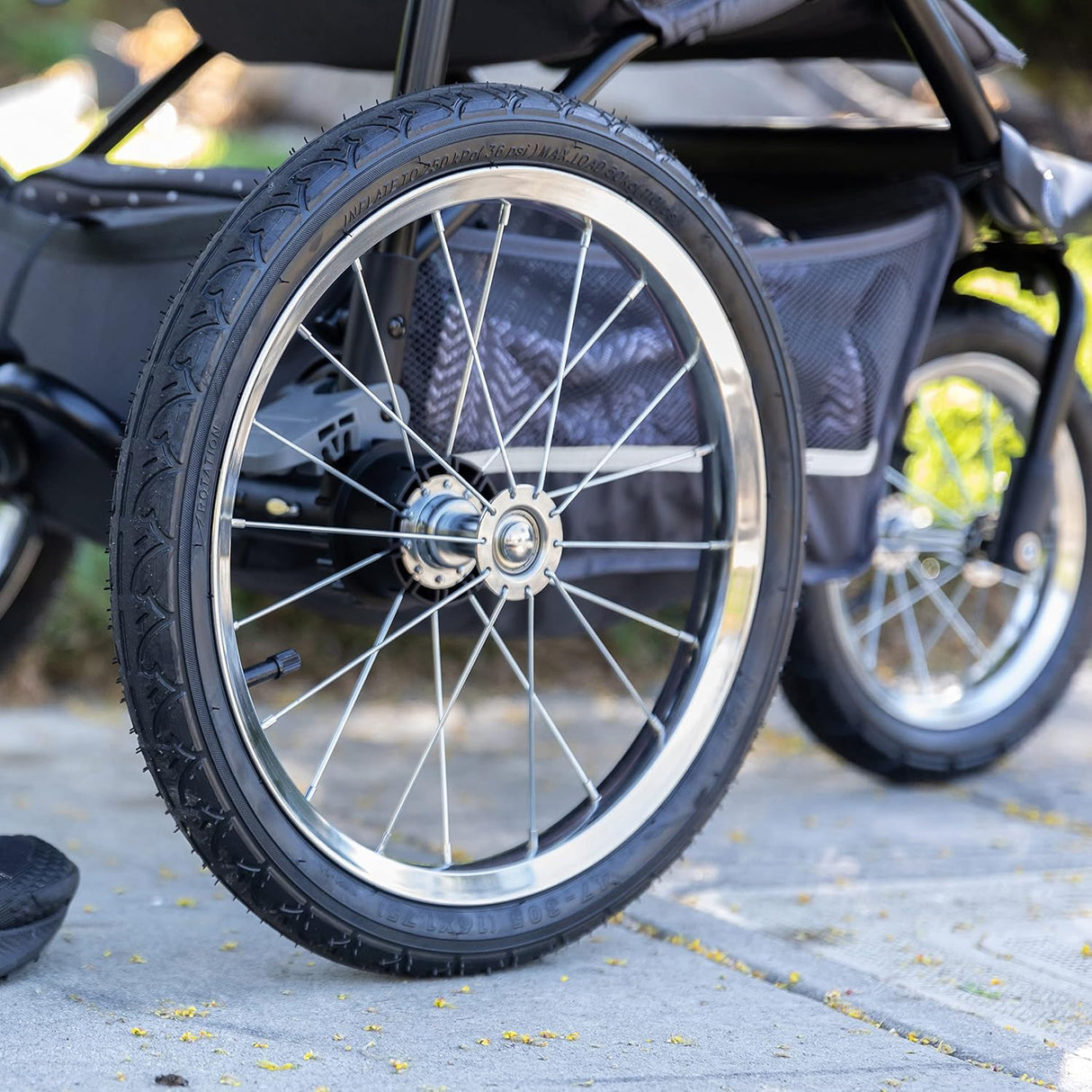 Coche Baby Trend Expedición Jogger Dash Black