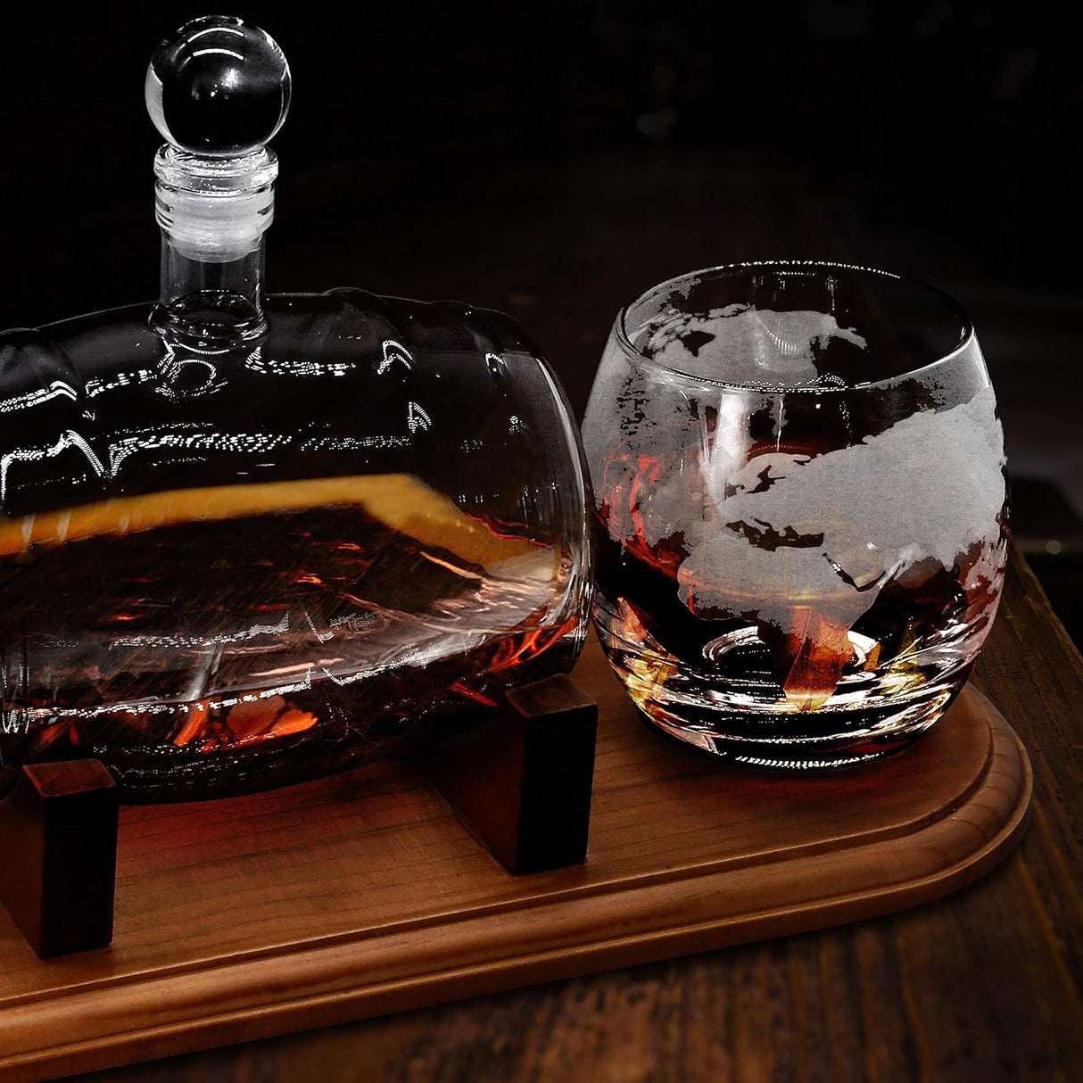 Decantador de whisky de vidrio NutriChef 750ml set con vasos NCGDS19