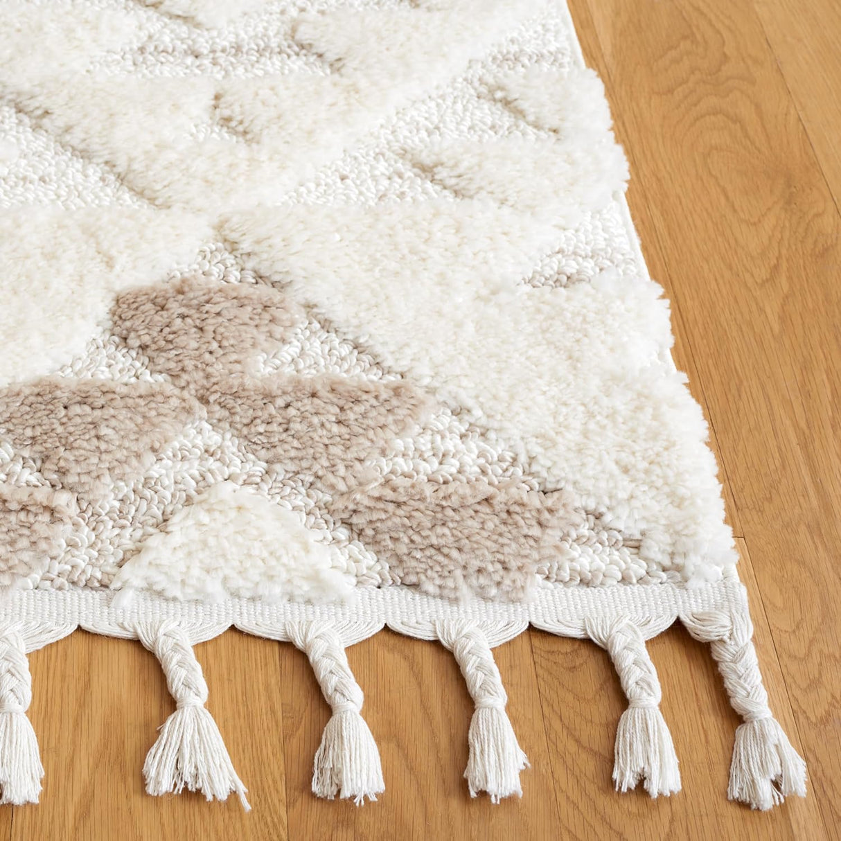 Alfombra Redonda de Diseño Marroquí, Ideal para Áreas de Tráfico (MTS688B-7R)