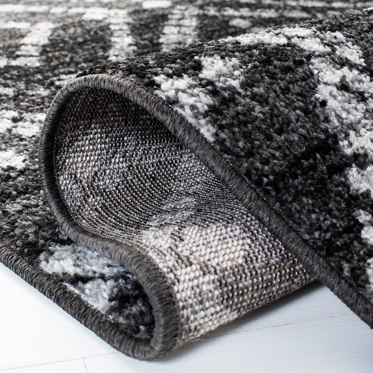 Alfombra Moderna Diamante Distinguido, Diseño ADR131A