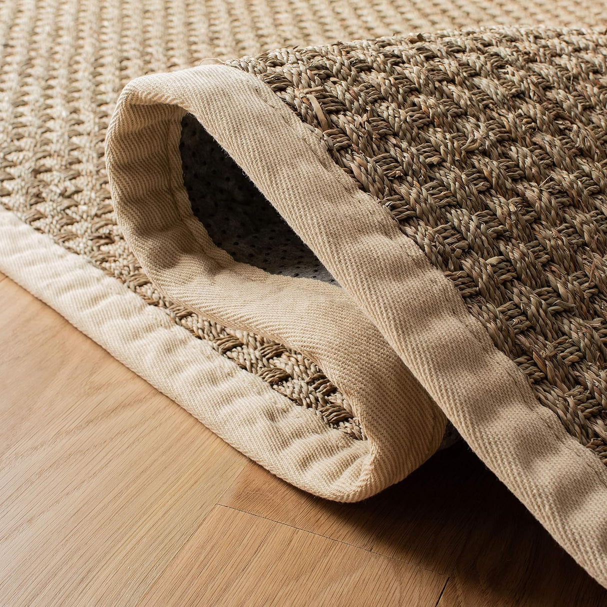Alfombra de fibra natural SAFAVIEH, diseño canasta, modelo NF114J