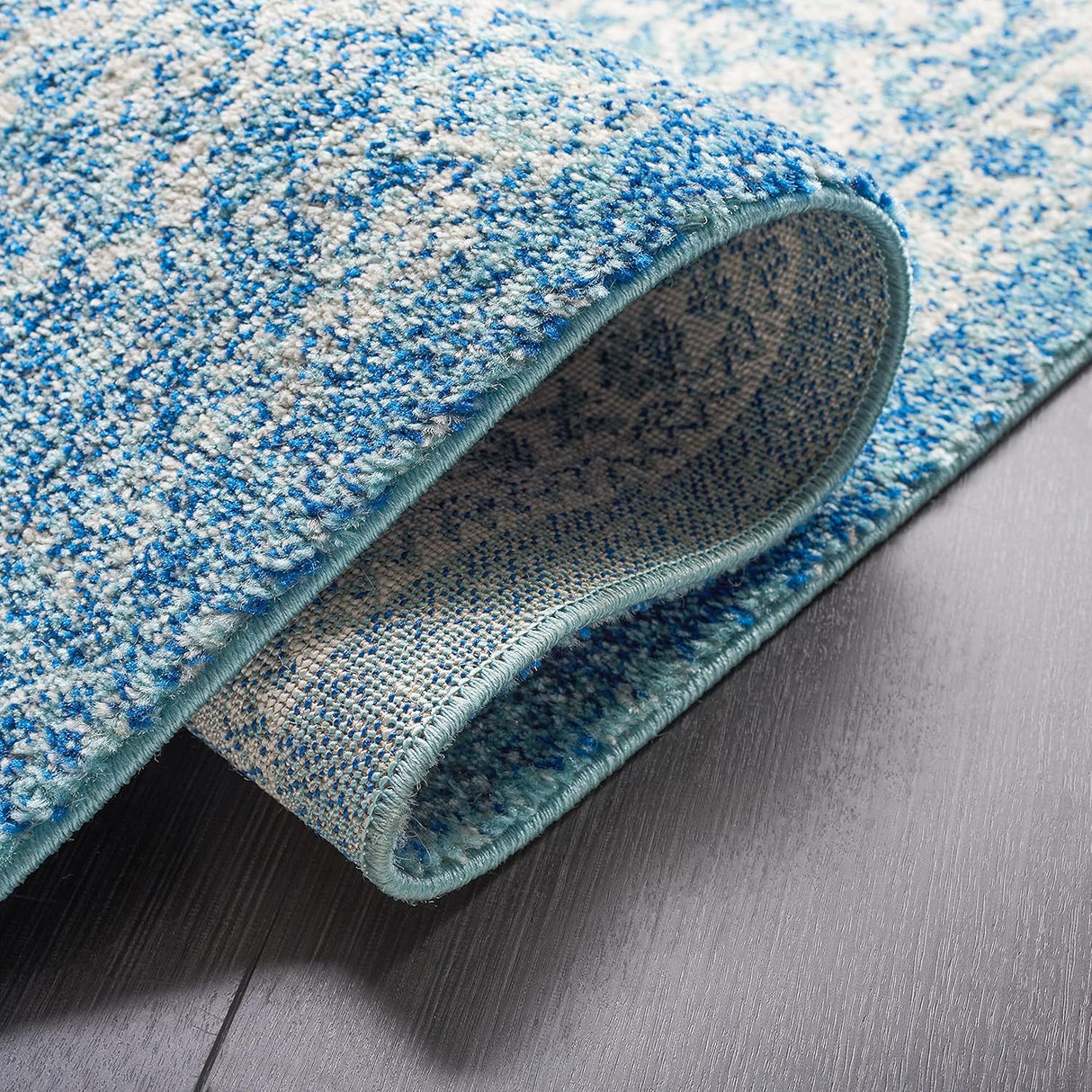 Alfombra de área, diseño oriental desgastado, modelo EVK256C