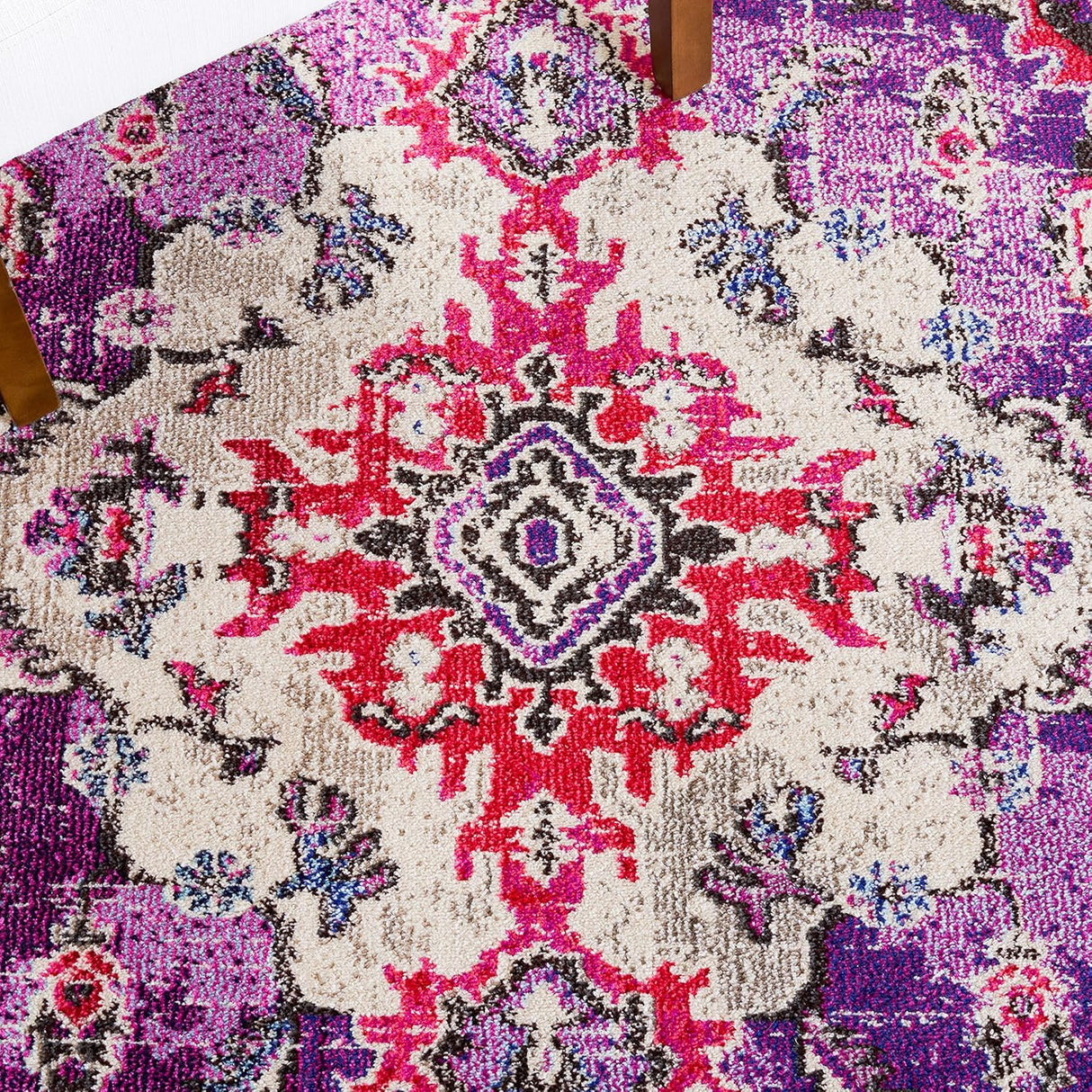 Alfombra Área Boho Chic Medallón Distressed, Modelo MNC243P