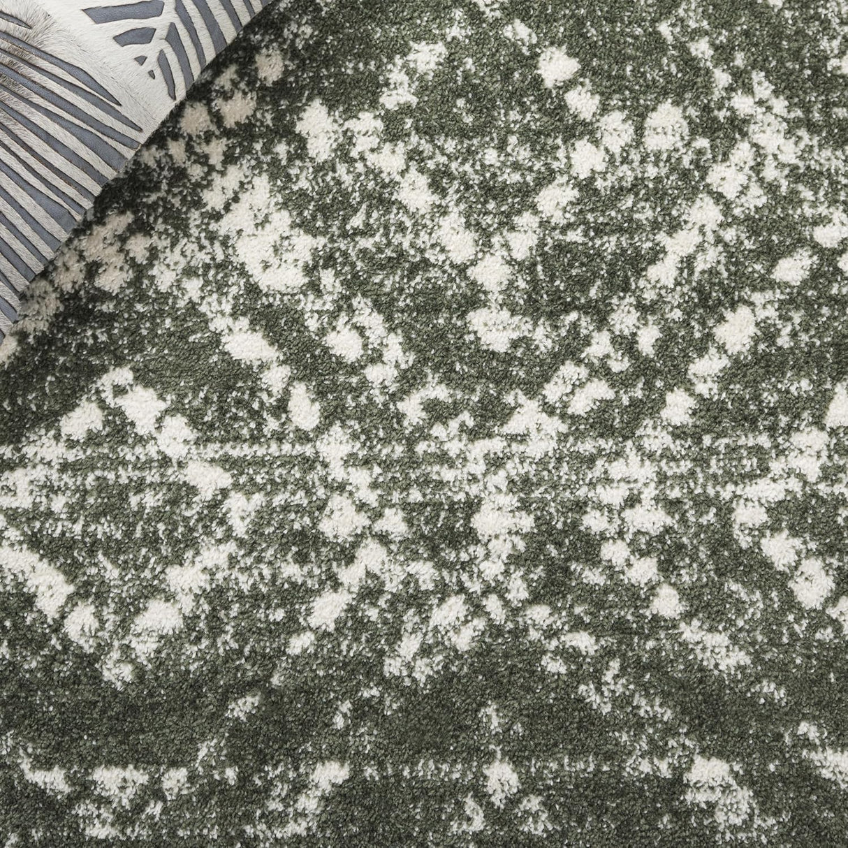 Runner de alfombra Geométrica Ideal para Pasillos y Entradas (ADR131E-28)