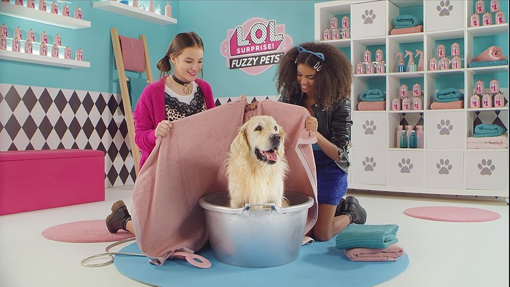Mascotas peludas con pelusas lavables y sorpresas de agua