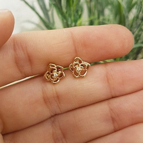 Colección Aretes Con Forma De Flor De Diamante