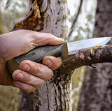 Cuchillo resistente con hoja de acero