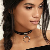 Gargantilla con colgante de media luna negra para mujer
