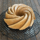 Colección Nordic Ware Platinum Heritage Bundt Pan