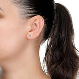Arete .22 Ct Redondo 3mm Azul Topacio 14k Oro Blanco Mujer