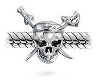 Dije de Calavera Pirata Y Espadas Con Cuentas