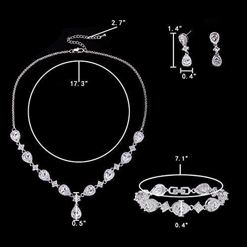 collar y aretes Flor de lágrima zirconia plateada