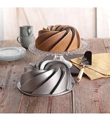 Colección Nordic Ware Platinum Heritage Bundt Pan