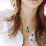 Collar con colgante de trébol de cuatro hojas de cristal
