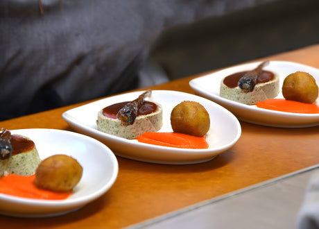 Plato Oval Tides® de 8" - Paquete de 6 piezas